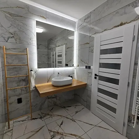 New4 Apartment