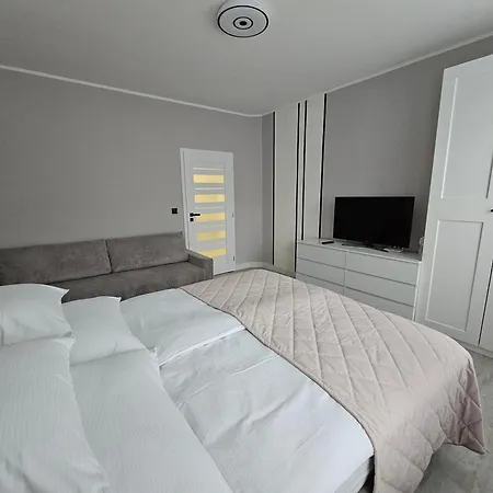 New4 Apartment *